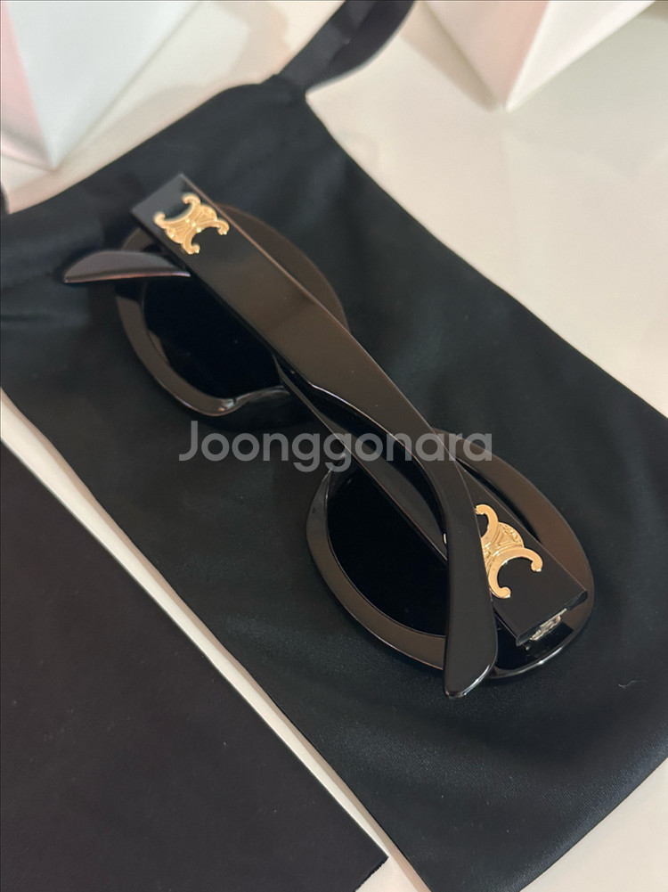 셀린느 트리옹프 01 선글라스 블랙 풀구성--2