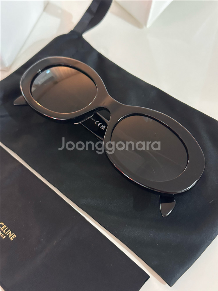 셀린느 트리옹프 01 선글라스 블랙 풀구성--1