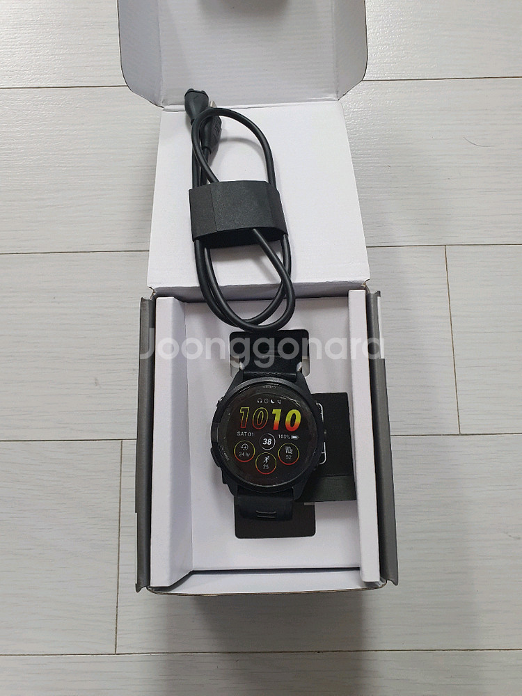 가민포러너 265 팝니다.--0