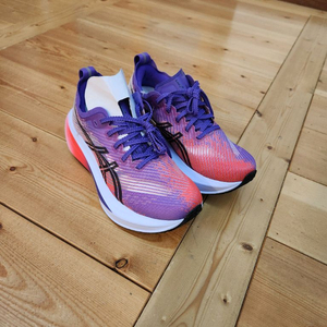 아식스 메가블라스트 230 새상품