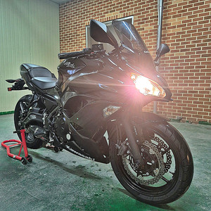 가와사키 닌자650/19년식/1만km/요시무라풀배기구변