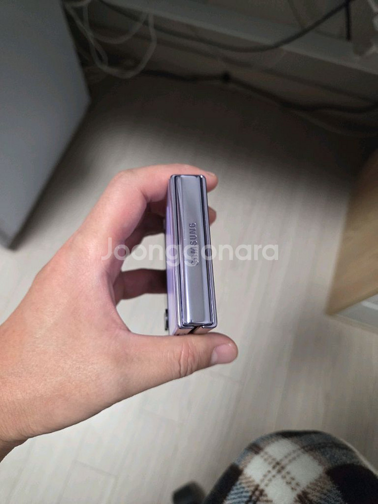 갤럭시Z플립4 퍼플 256GB 싸게팝니다--7