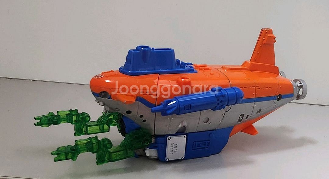 헬로카봇 스카이거너, 소나다이버 2종--1