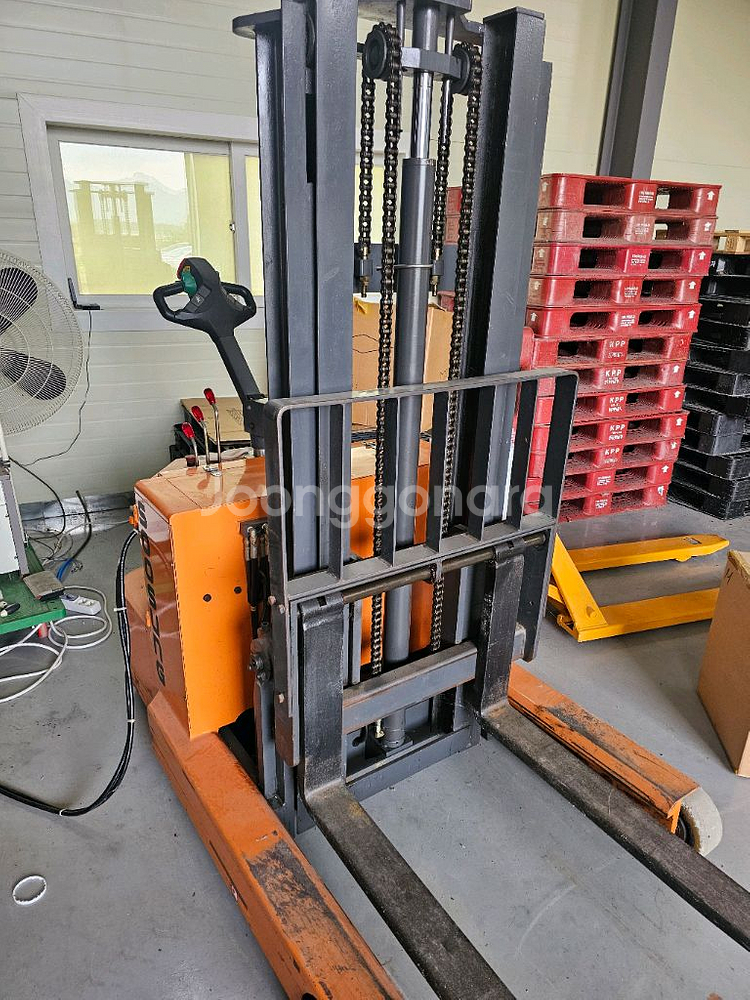 수성 핸들 전동 지게차 1.5톤--0