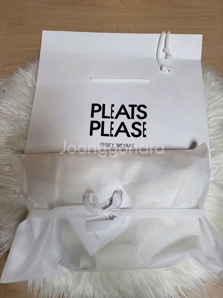 이세이미야케 플리츠플리즈 바지 시커바텀1 와이드 팬츠 오프화이트 3사이즈--8