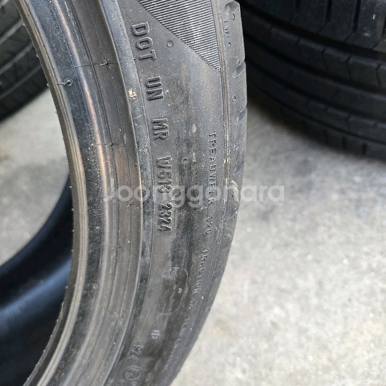 315 35 21 피렐리 런플렛 1본 15만원 팝니다--0