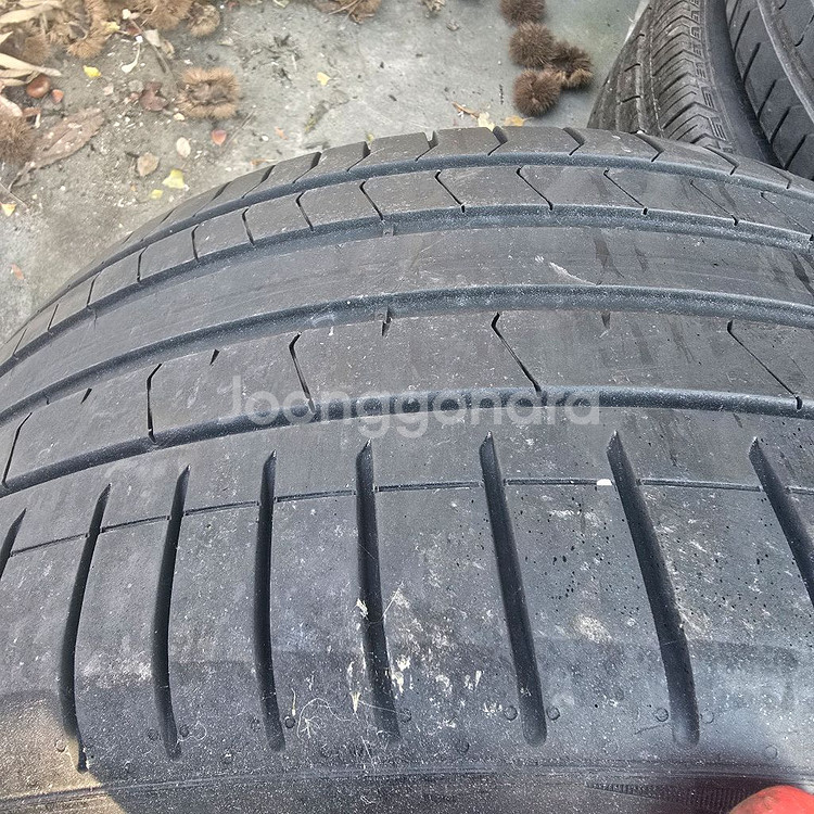 315 35 21 피렐리 런플렛 1본 15만원 팝니다--2