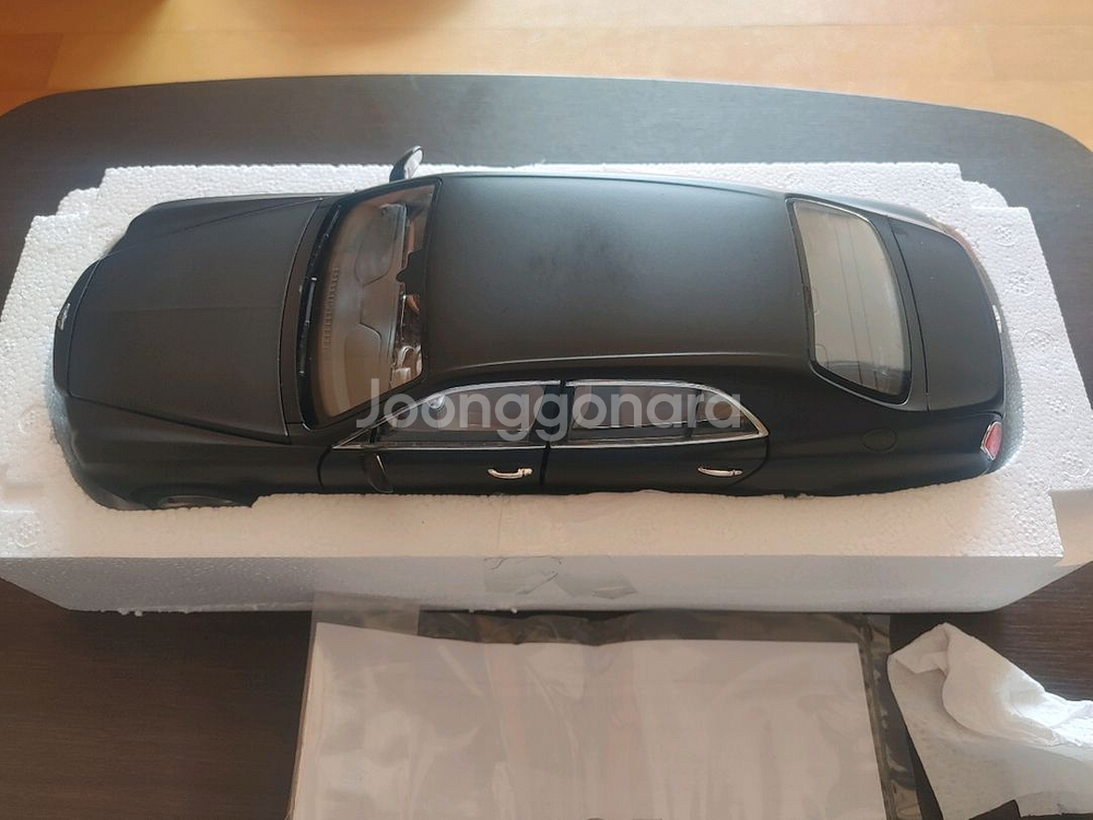 라스타 1:18 벤틀리 다이캐스트 중고 팝니다--0