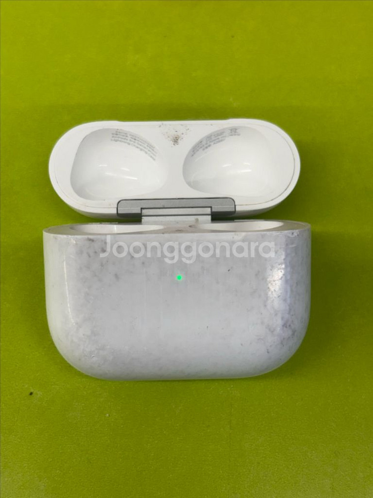 에어팟3세대 본체 상태굳 급처해요!!--1