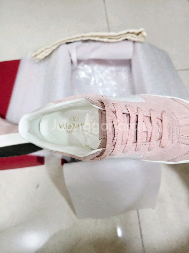 발렌티노 여성 스니커즈 36--3