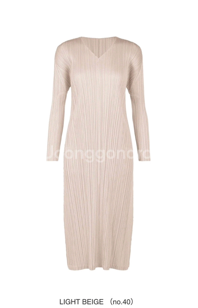 이세이미야케 플리츠플리즈 원피스 12월 먼슬리 원피스 라이트베이지 3사이즈--0