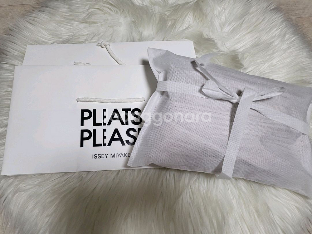 이세이미야케 플리츠플리즈 원피스 12월 먼슬리 원피스 라이트베이지 3사이즈--5