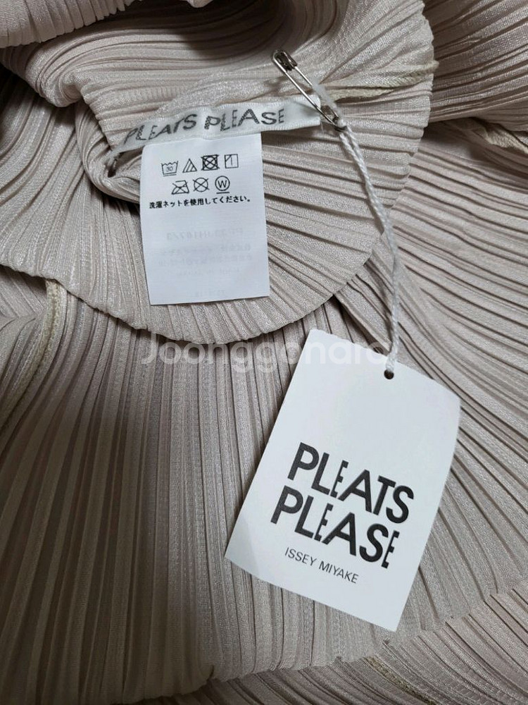 이세이미야케 플리츠플리즈 원피스 12월 먼슬리 원피스 라이트베이지 3사이즈--3