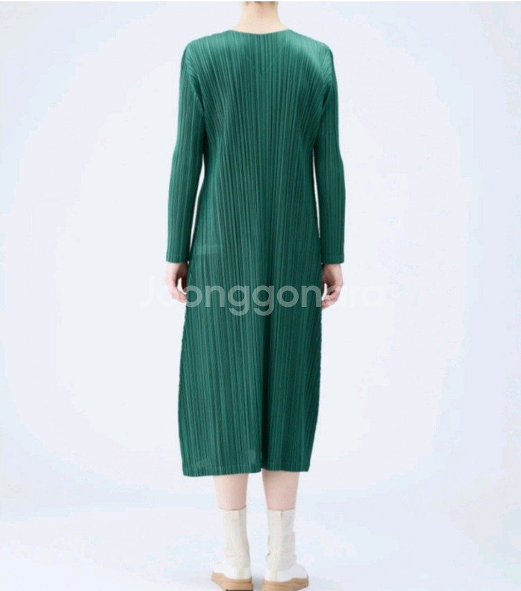 이세이미야케 플리츠플리즈 원피스 12월 먼슬리 원피스 라이트베이지 3사이즈--8