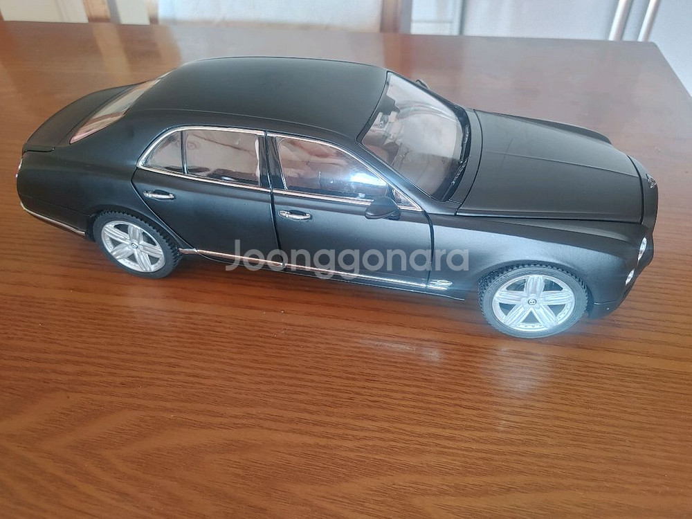 라스타 1:18 벤틀리 다이캐스트 중고 팝니다--4