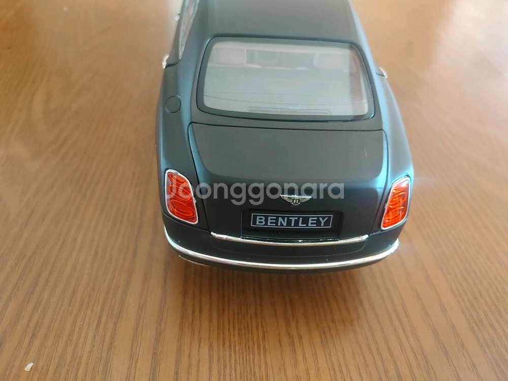 라스타 1:18 벤틀리 다이캐스트 중고 팝니다--2
