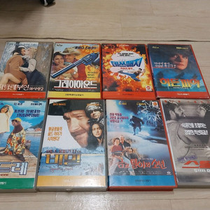 비디오테이프 개당 4000원 입니다