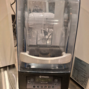 바이타믹스 콰이어트 원 업소용 블렌더