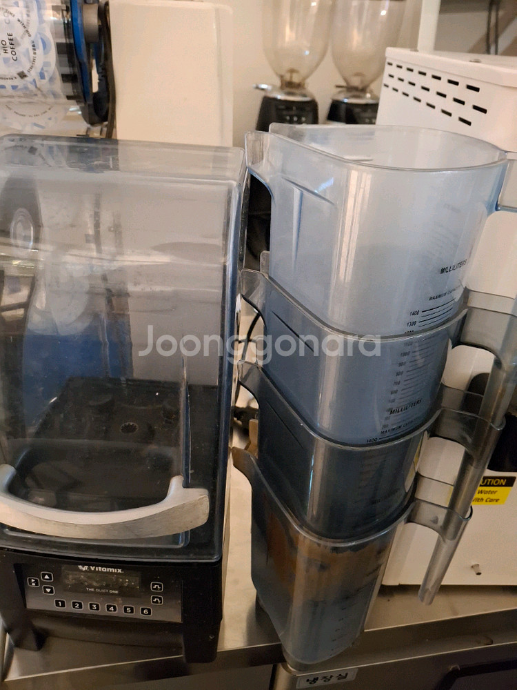 바이타믹스 콰이어트 원 업소용 블렌더--1