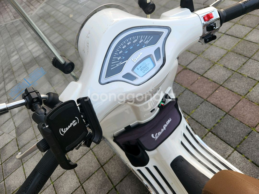 2024년식 베스파 프리마베라 화이트--4