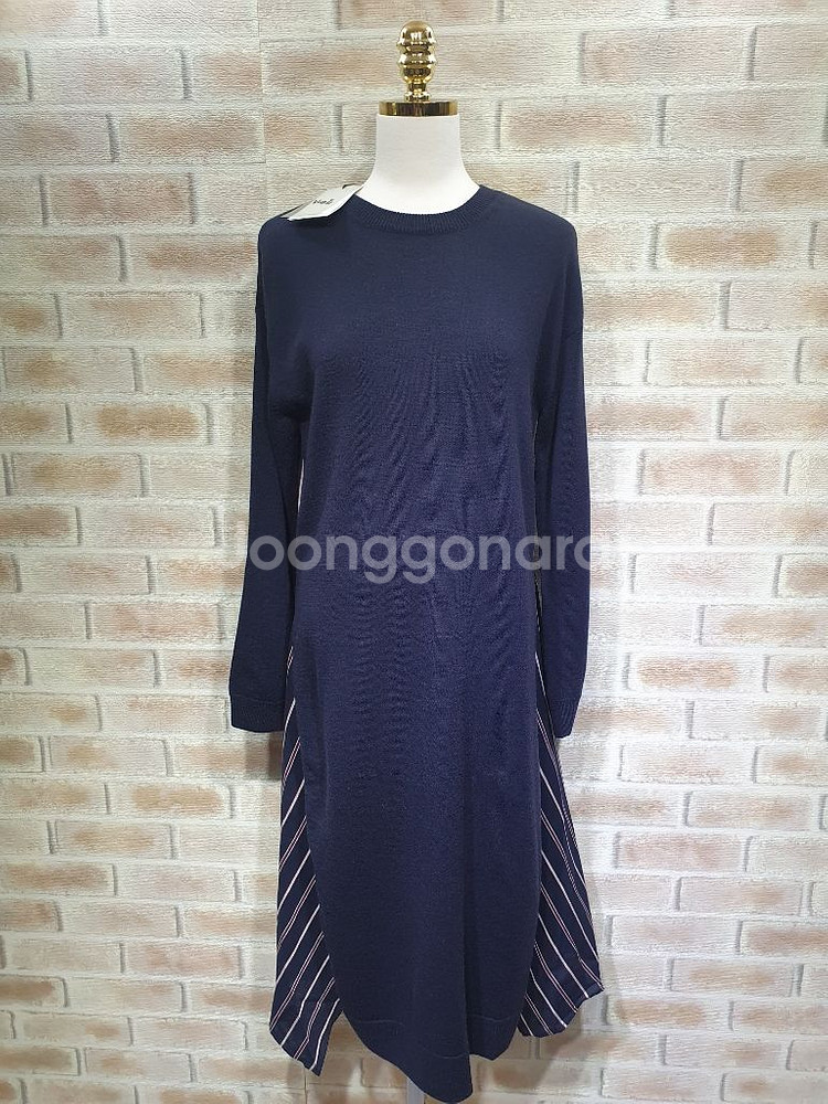 택부착 새상품 보브 정품 스트라이프 울 니트 원피스66--0