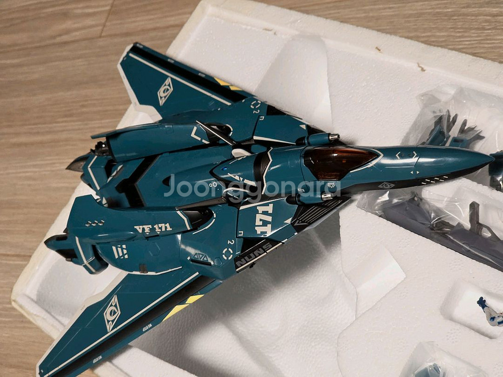 DX초합금 마크로스F VF-171 사병기+아머드 일괄--4