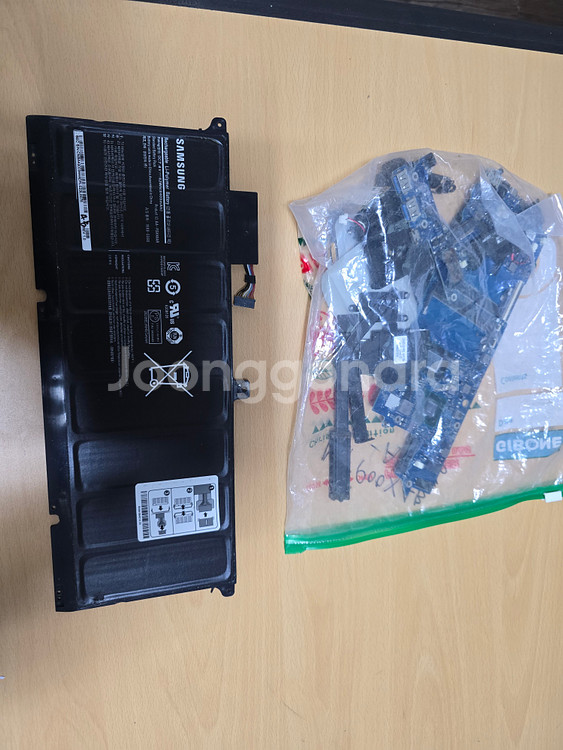 삼성노트북NT900X4B-A58 부품--1