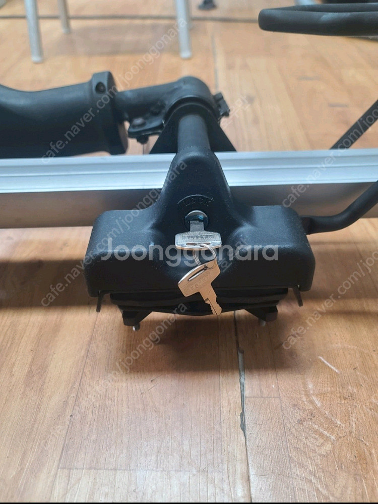 지붕형 자전거 거치대--1