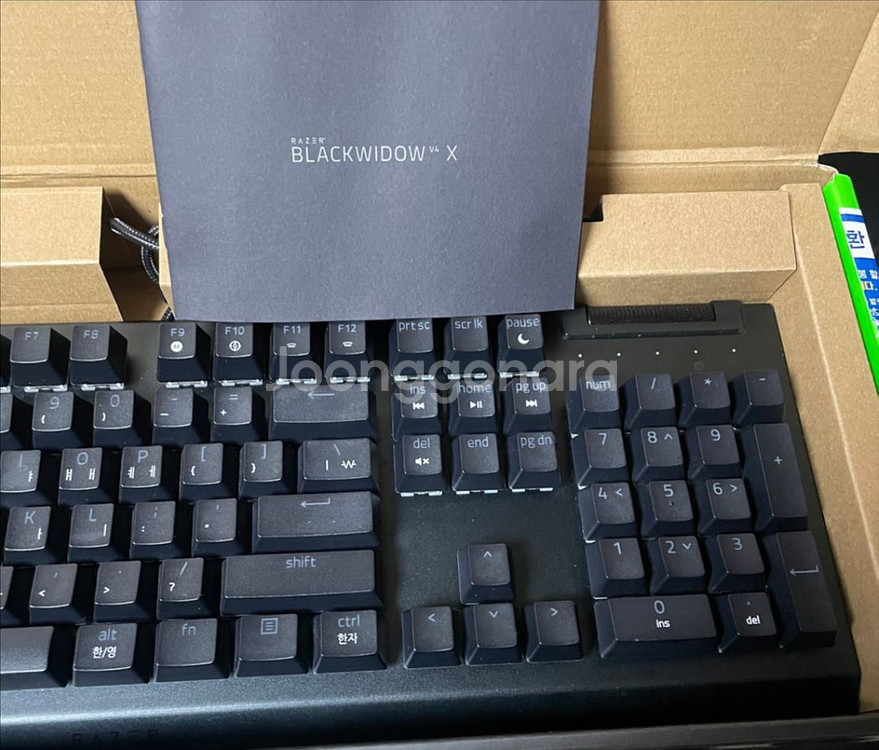 레이저 블랙widow V4 X 기계식 게이밍 키보드--3