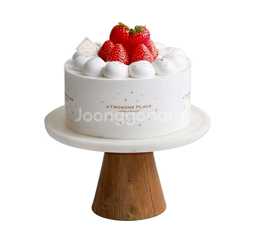 투썸플레이스 정가 36000케이크 딸기 생크림--0