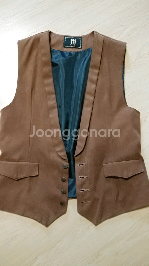 세무 갈색 베스트 팝니다--0