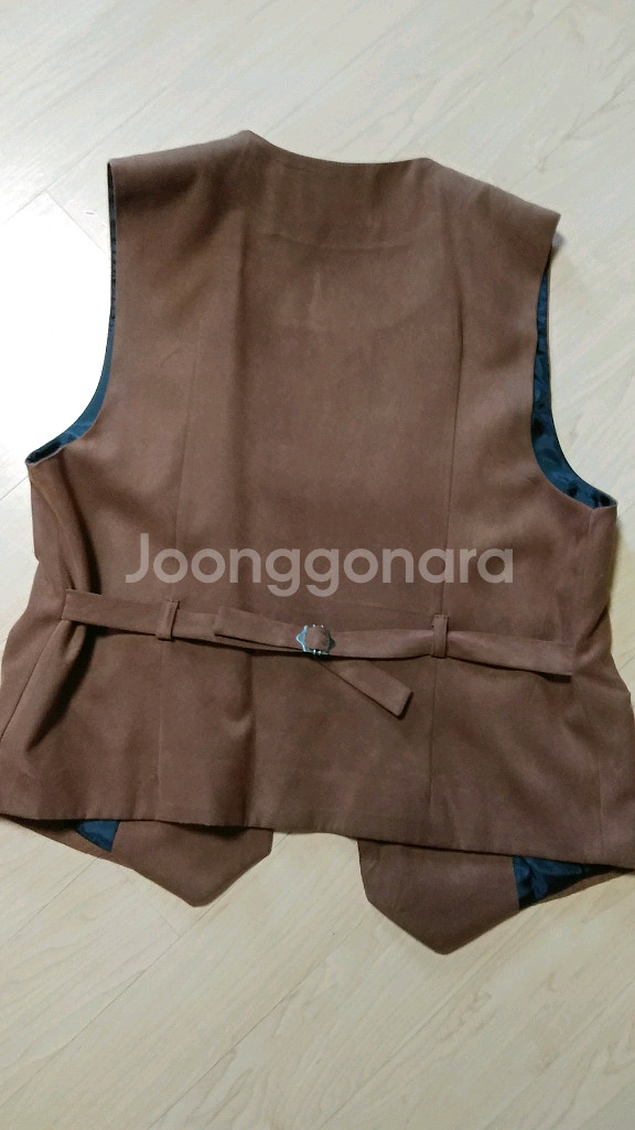 세무 갈색 베스트 팝니다--1