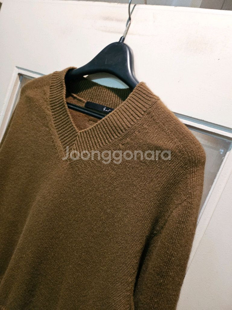 지컷 브이넥 니트 스웨터 55,66--5