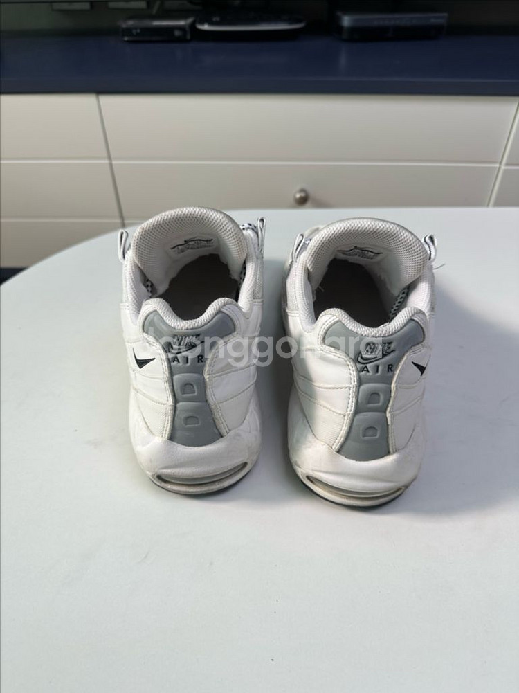 (정품)나이키 에어맥스95 운동화 270--2