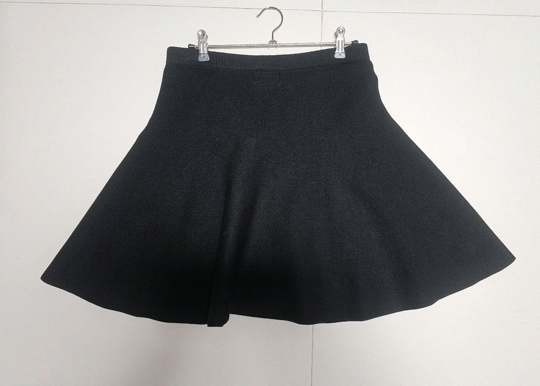 블랑쇼 에센셜 니트스커트 사이즈2--0