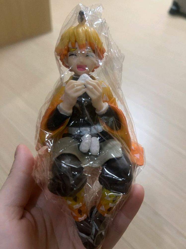 (3+1)개당 10000 새상품 귀멸의칼날 캐릭터 피규어--2