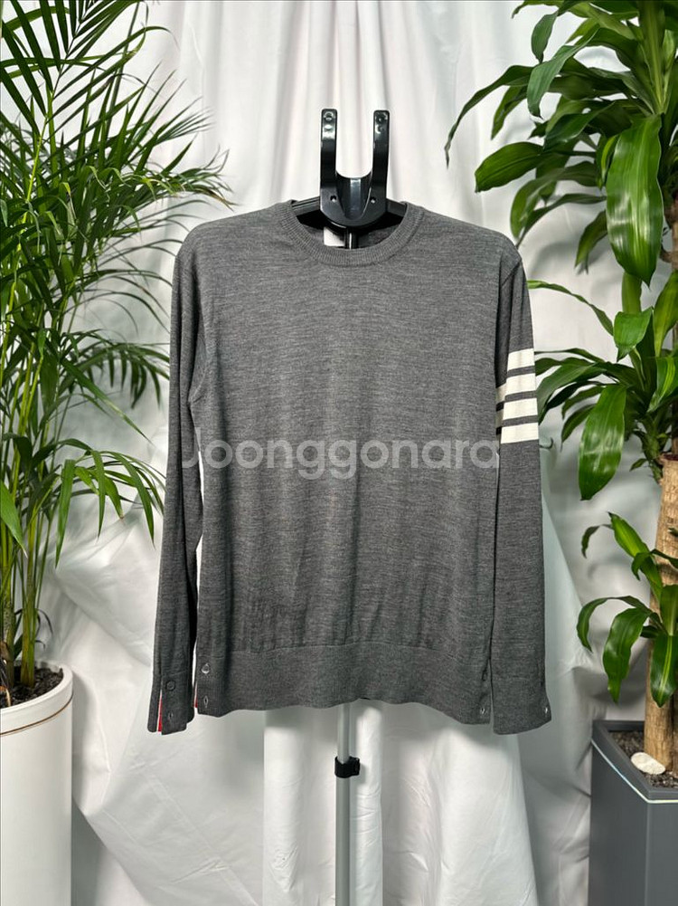 톰브라운 니트 그레이 4사이즈--0