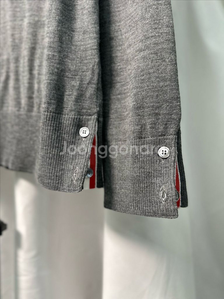 톰브라운 니트 그레이 4사이즈--2