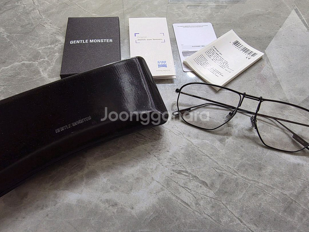 젠틀몬스터 엘리펀트 M01 안경--1
