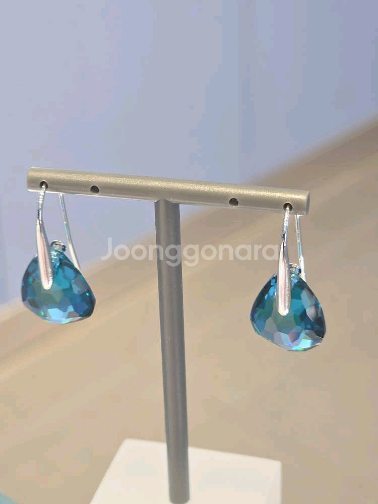 (새상품) 스와로브스키 귀걸이--8