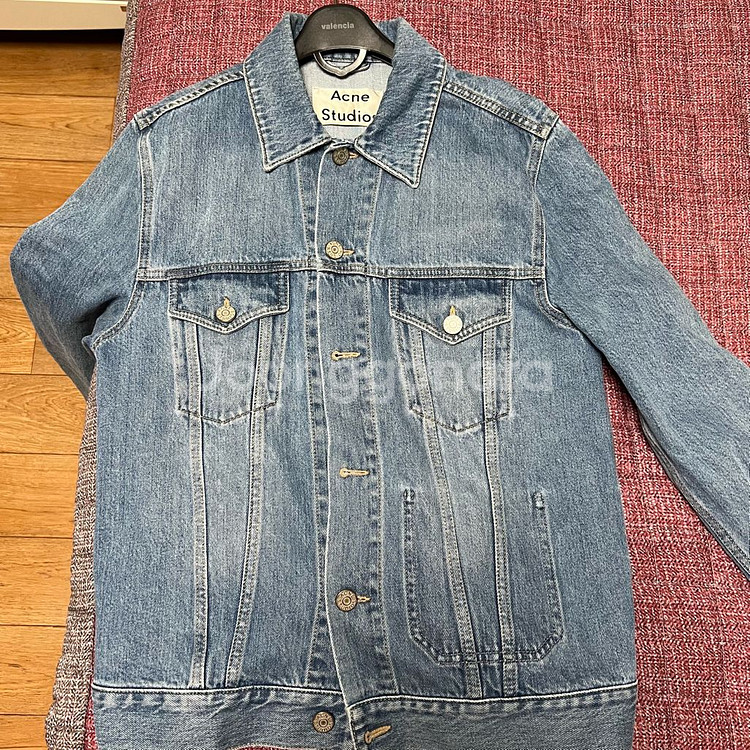 아크네 청자켓 팝니다--0