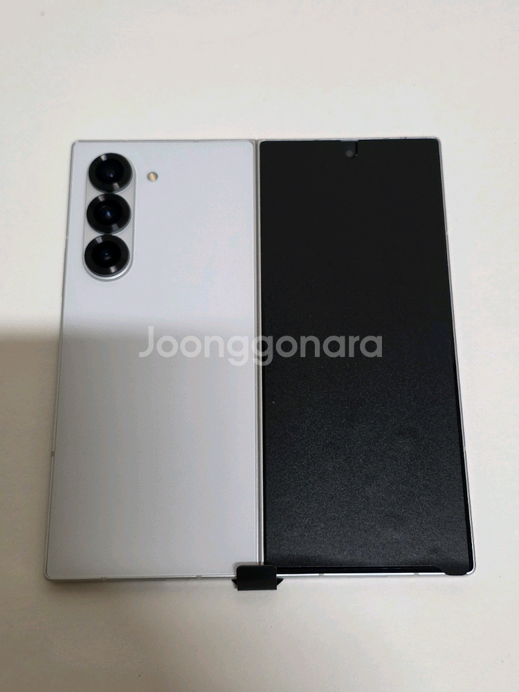 갤럭시 폴드6 1TB 화이트 자급제 색상 1일사용--2