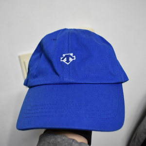 데상트 모자<<58>>