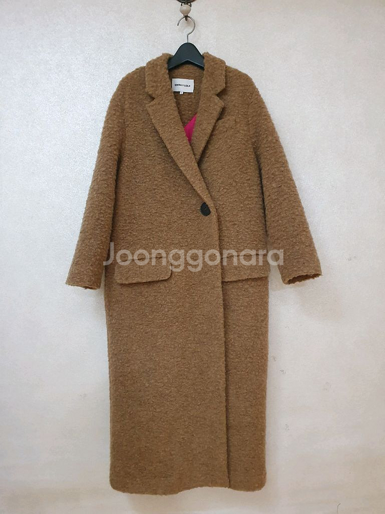 빔바이롤라 BIMBAYLOLA 카멜 부클레 코트--2