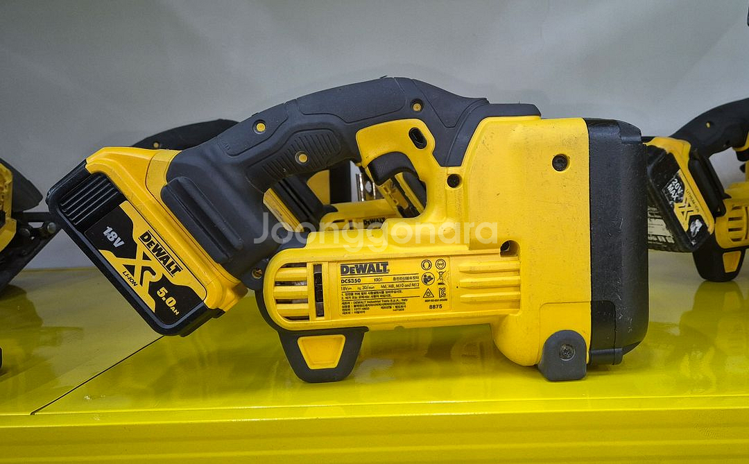 디월트전산볼트컷터DCS350 최상품 컷터 절단기--2