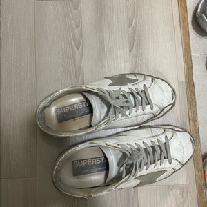 슈퍼스타 골든구스 스니커즈 40사이즈 이미지