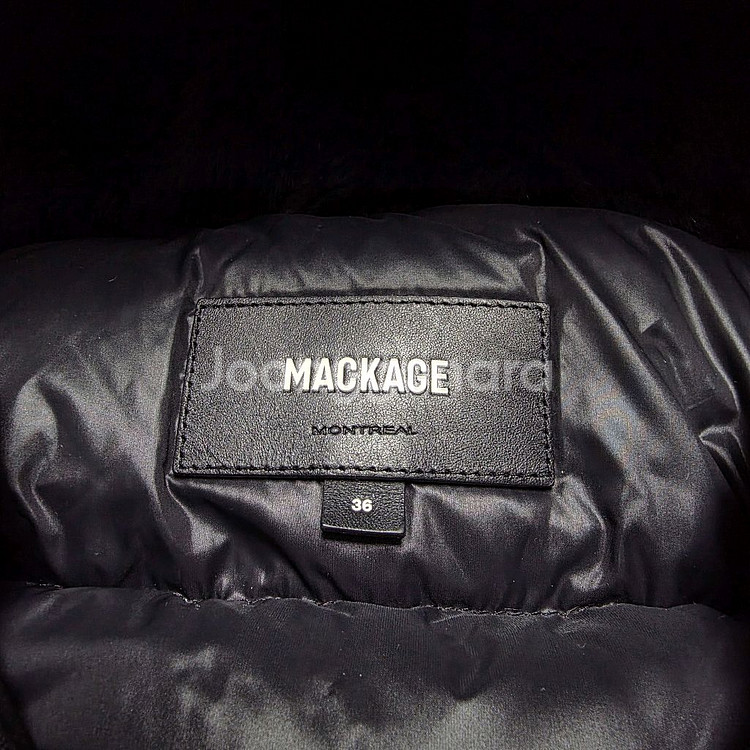 [클로젯][36][22~23F/w]맥케이지 딕슨 블랙 금장 숏 다운 패딩--3