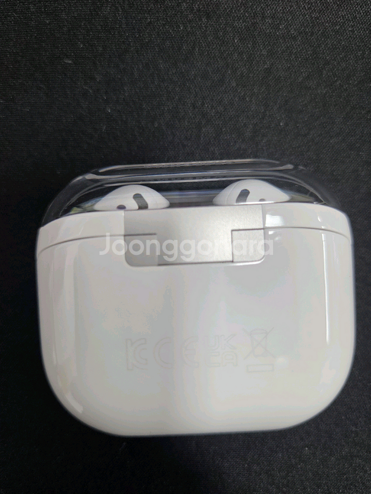 갤럭시 버즈3 화이트--2