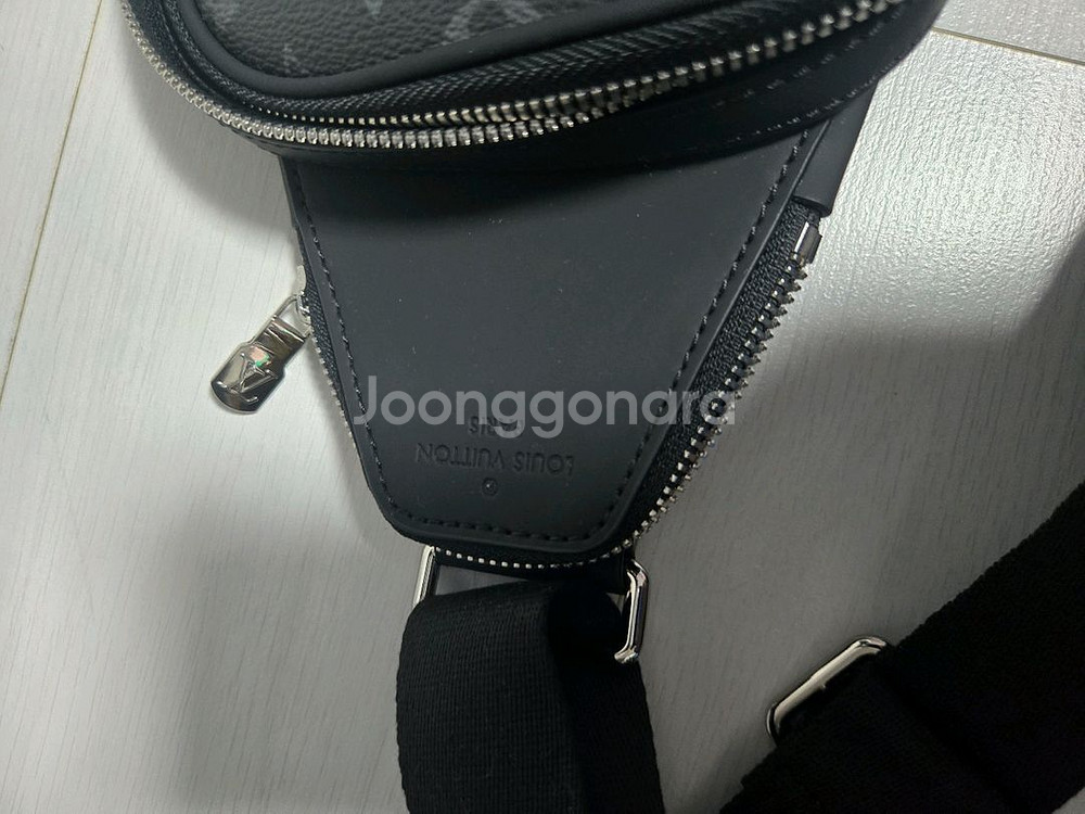 모노그램 크로스백--5