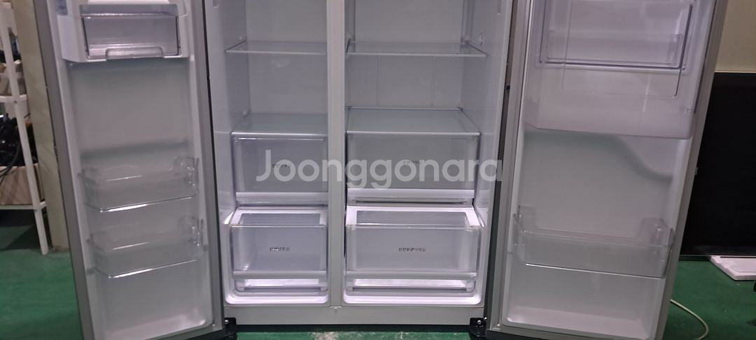 1598 엘지디오스 636L 2도어양문형냉장고(메탈)--9